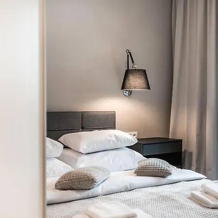 Apartment P&o Mennica Iii