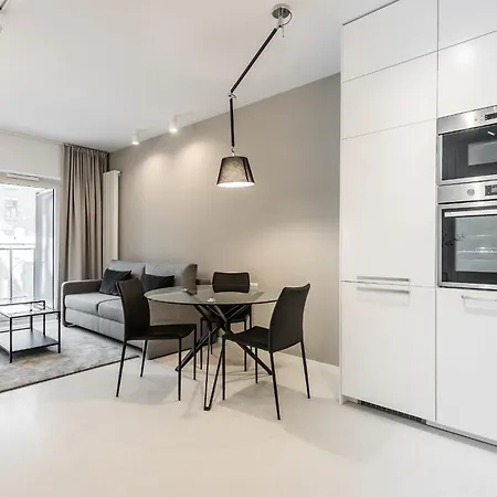 Apartament P&o Mennica Iii Warszawa